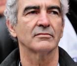 Estelle Denis s'exprime, dans  Paris Match , au sujet de son chéri, Raymond Domenech.