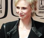 Jane Lynch pour la 8ème cérémonie de TV LAnd Awards (17 avril à Culver City, USA)