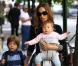 Sarah Jessica Parker : Porter sa poupée adorée sur le ventre... vaut plus que tous les it-bags du monde !