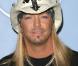 Bret Michaels, 47 ans, chanteur de Poison, a été hospitalisé d'urgence le 22 avril 2010 et se trouve dans un état critique...