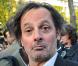 Christophe Alévêque chante Milles Colombes devant le Fouquet's pour Nicolas Sarkozy, le 6 mai 2008 !
