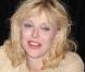 Courtney Love chez Best Buy à New York le 26 avril 2010