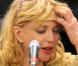 Courtney Love performe afin d'assurer la promo de son nouvel album Nobody's Daughter chez Best Buy à New York le 26 avril 2010  