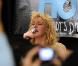 Courtney Love performe afin d'assurer la promo de son nouvel album Nobody's Daughter chez Best Buy à New York le 26 avril 2010  