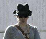 Scarlett Johansson est allée faire du shopping chez Neiman Marcus à Beverly Hills le 29 avril 2010