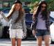 Miley Cyrus s'offre une virée shopping avec une amie, à Los Angeles, avant de se rendre dans un restaurant de sushis, samedi 1er mai.