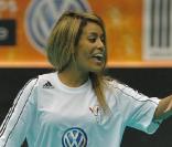 Amel Bent lors de la 5ème édition du Foot Concert au Palais des Sports de Lyon le 11 mai 2010