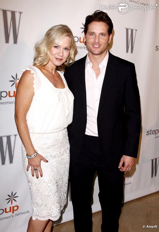 Jennie Garth et son époux, Peter Facinelli, aux Annual Inspiration Awards 2010, à laquelle l'actrice de Beverly Hills a été récompensée, ce vendredi 14 mai.
