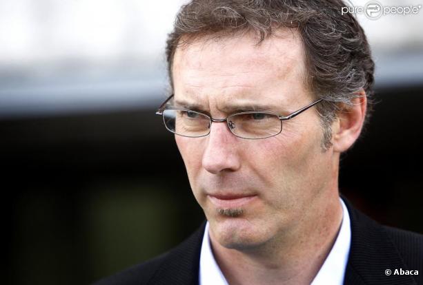 Laurent Blanc quitte les Girondins de Bordeaux pour rejoindre l'Equipe de France de football en qualité de sélectionneur, à l'initiative de la FFF.