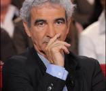 Raymond Domenech devrait céder sa place à Laurent Blanc à l'issue du Mondial 2010, à en croire le communiqué adressé aujourd'hui par le Football Club des Girondins de Bordeaux.