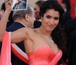 Sabrina Ouazani avant la projection du film Des Hommes et des Dieux, de Xavier Beauvois lors du Festival de Cannes, le 18 mai 2010