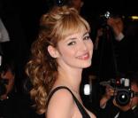 Louise Bourgoin lors de la montée des marches de la nuit du 18 mai 2010, durant le 63e  festival de Cannes