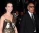 Juliette Binoche et Abbas Kiarostami lors de la montée des marches de la nuit du 18 mai 2010, durant le 63e  festival de Cannes