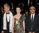William Shimell, Juliette Binoche et Abbas Kiarostami lors de la montée des marches de la nuit du 18 mai 2010, durant le 63e  festival de Cannes