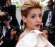 Clotilde Courau lors de la montée des marches du film Poetry le 19 mai à Cannes