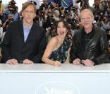 Lodge Kerrigan, Géraldine Pailhas et Pascal Greggory lors du photocall du film Rebecca H. (Return to the Dogs) pendant le festival de Cannes le 20 mai 2010