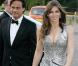 Liz Hurley et Penny Lancaster en sirènes pulpeuses, avec la princesse Beatrice amincie... papillonnent joliment !
