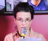Juliette Binoche affiche son soutien au cinéaste Jafar Panahi lors du festival de Cannes en 2010 