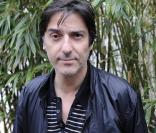 Yvan Attal assiste aux matches de Roland-Garros, le mercredi 26 mai, à Paris.