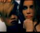 Rihanna et Laetitia Casta, un duo torride dans le clip de Rihanna Te Amo