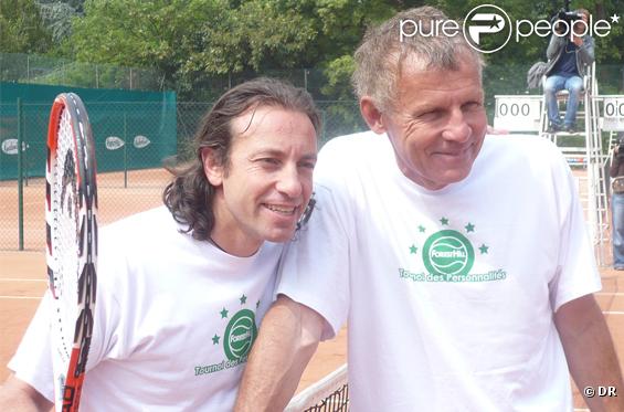 Philippe Candeloro et PPDA au tournoi des personnalités, le 2 juin 2010.