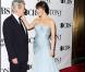 Catherine Zeta-Jones, une gagnante qui crie son amour, non loin de Scarlett Johansson, divine et sensuelle !