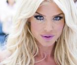 Victoria Silvstedt a reçu une étoile au Mall of Fame à Stockholm
