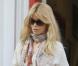 Claudia Schiffer : Découvrez-la avec sa petite Cosima lors d'une tendre balade !