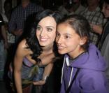 Katy Perry sortant de la radio Skyrock à Paris, le 29 juin 2010
