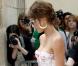 Jessica Alba lors de son arrivée au défilé Dior Haute Couture le 5 juillet 2010 à Paris