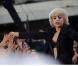 Sans ses artifices, Lady Gaga n'est plus vraiment l'exemple de sex appeal qu'on connait...