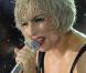 Pas très fraîche, Lady Gaga, alors qu'elle se produit sur la scène du Rockfeller Center, vendredi 9 juillet, à New York, dans le cadre de l'émission Today Show sur NBC.