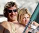 Michaël Youn et sa ravissante Isabelle se détendent sur un yacht à Saint-Tropez le 26 juillet 2010