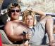 Michaël Youn et sa ravissante Isabelle se détendent sur un yacht à Saint-Tropez le 26 juillet 2010