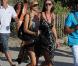 Paris Hilton, accompagnée de sa soeur, Nicky Hilton, arrivent au Nikki Beach le samedi 24 juillet à Saint-Tropez.