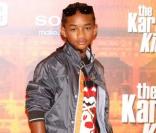 Jayden Smith n'a plus rien à apprendre en matière de mode, il n'a pas froid aux yeux et ose tout pour être fashion ! 