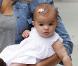 Vida McConaughey : A 7 mois, la petite soeur de Levi semble déjà prête à suivre les traces de sa maman top model !