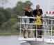 Barack Obama, sa femme Michelle et sa fille Sasha font une balade en bateau le 15 août 2010 à Saint Andrews Bay