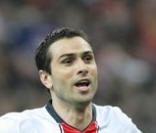 Pedro Miguel Pauleta, le buteur portugais du PSG, attend une autre petite fille