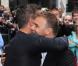Robbie Williams et Gary Barlow devant les studios de Radio One à Londres, le 26 août 2010
