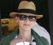 Natascha McElhone s'occupe de son petit Rex le 3 septembre 2010 dans West Hollywood