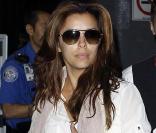 Eva Longoria Parker arrive à l'aéroport de LAX à Los Angeles pour se rendre à Londres le 3 septembre 2010