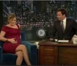 Ali Larter piégée par Jimmy Fallon dans le Late Show du 9 septembre 2010 : c'est un garçon qu'elle attend !