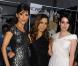 Perrey Reeve, la créatrice Monique Lhuillier et Emma Roberts lors du défilé Monique Lhuillier à New York, le 13 septembre 2010
