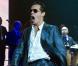 Marc Anthony, en concert à Miami, se déchaîne sur scène. Les fans sont conquises. 17/09/2010