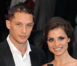 Tom Hardy et Charlotte Riley posent lors de la première d'Inception à Londres en juillet 2010 