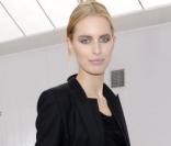 Le top Karolina Kurkova au défilé Cavalli le 27/09/10 à Milan 