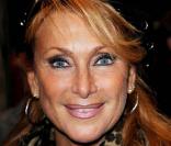 Julie Piétri durant la générale de la comédie musicale Mike Brant, Laisse nous t\'aimer au Théâtre Comédia à Paris le 28 septembre 2010