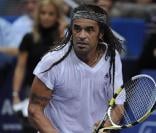Yannick Noah à l'occasion du tournoi Jean-Luc Lagardère, au stade Pierre de Coubertin, à Paris, le 3 cotobre 2010.