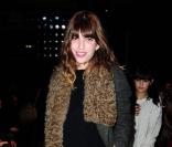 Lou Doillon lors du défilé Vanessa Bruno au palais de Chaillot à Paris le 4 octobre 2010